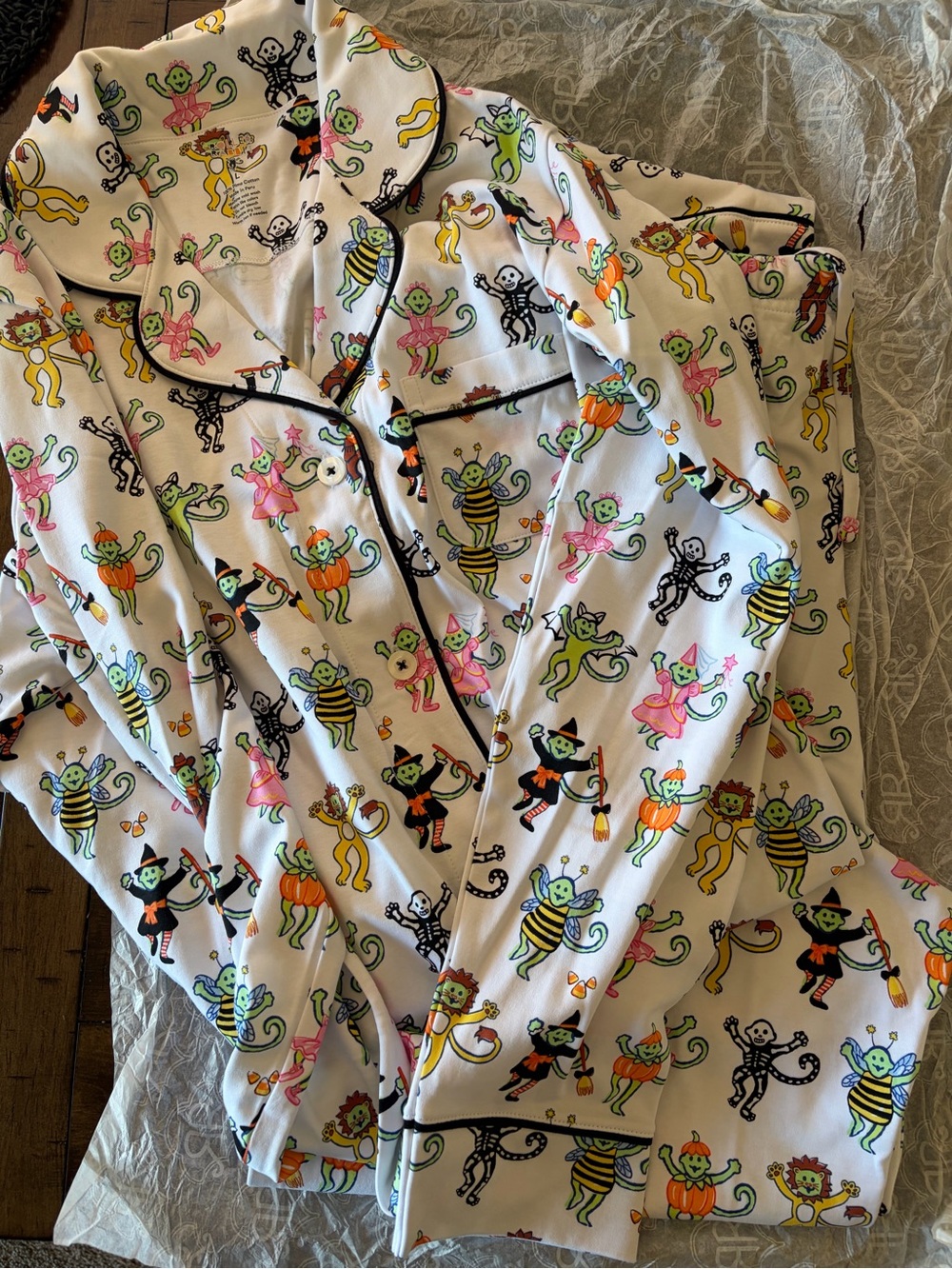 AUTHENTIC Boo Crew Long Sleeve Polo
Pajamas
